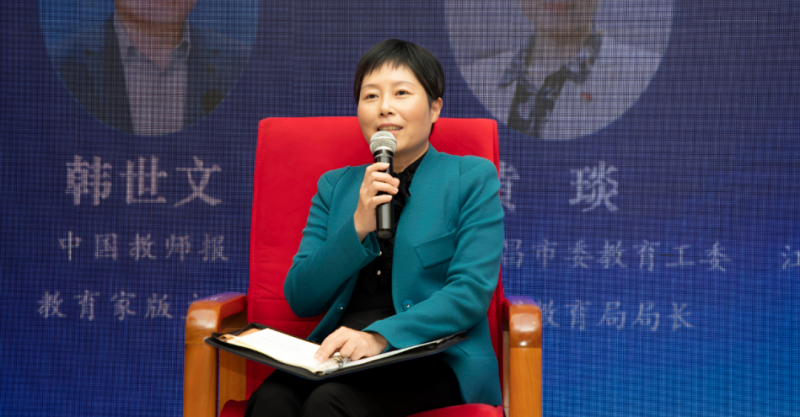 江西省南昌市委教育工委书记、市教育局局长黄琰 .png